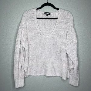 Express Lavender v-neck sweater - M